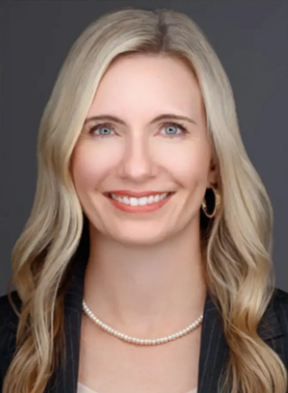 Photo of Kelly Mackey