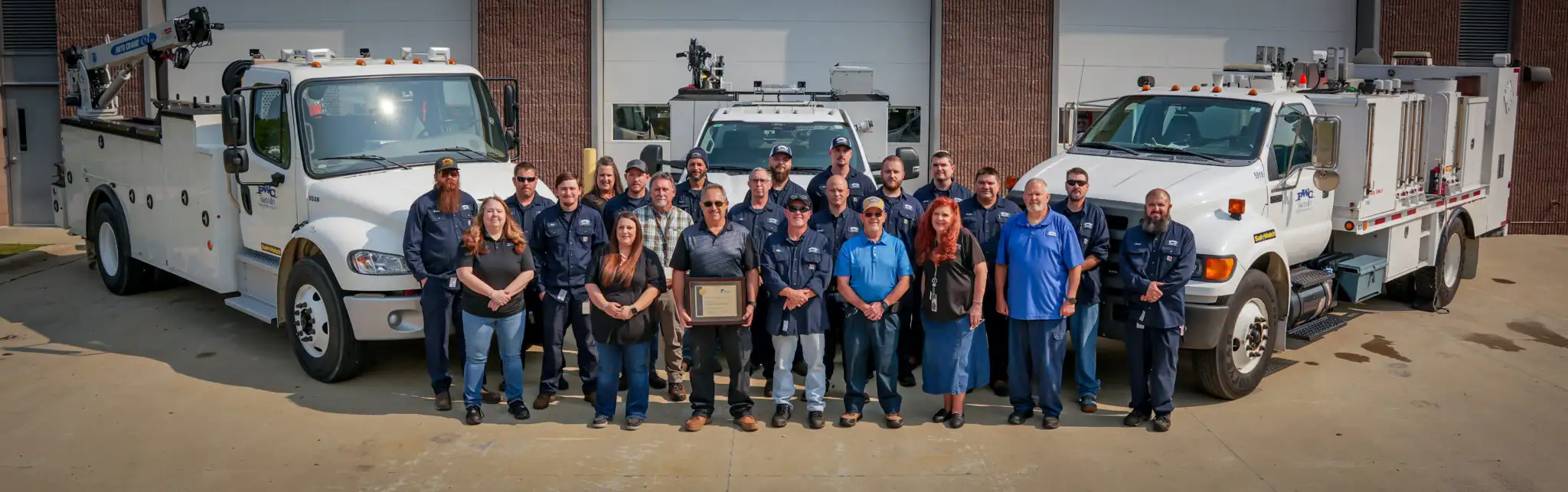 Fleet Award Presentation GROUP PHOTO 11 scaled